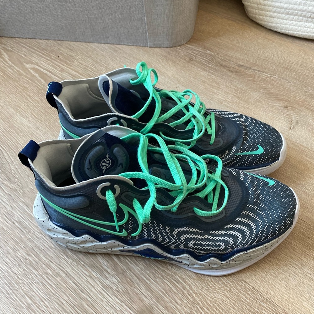 Nike Air Zoom - GT Run